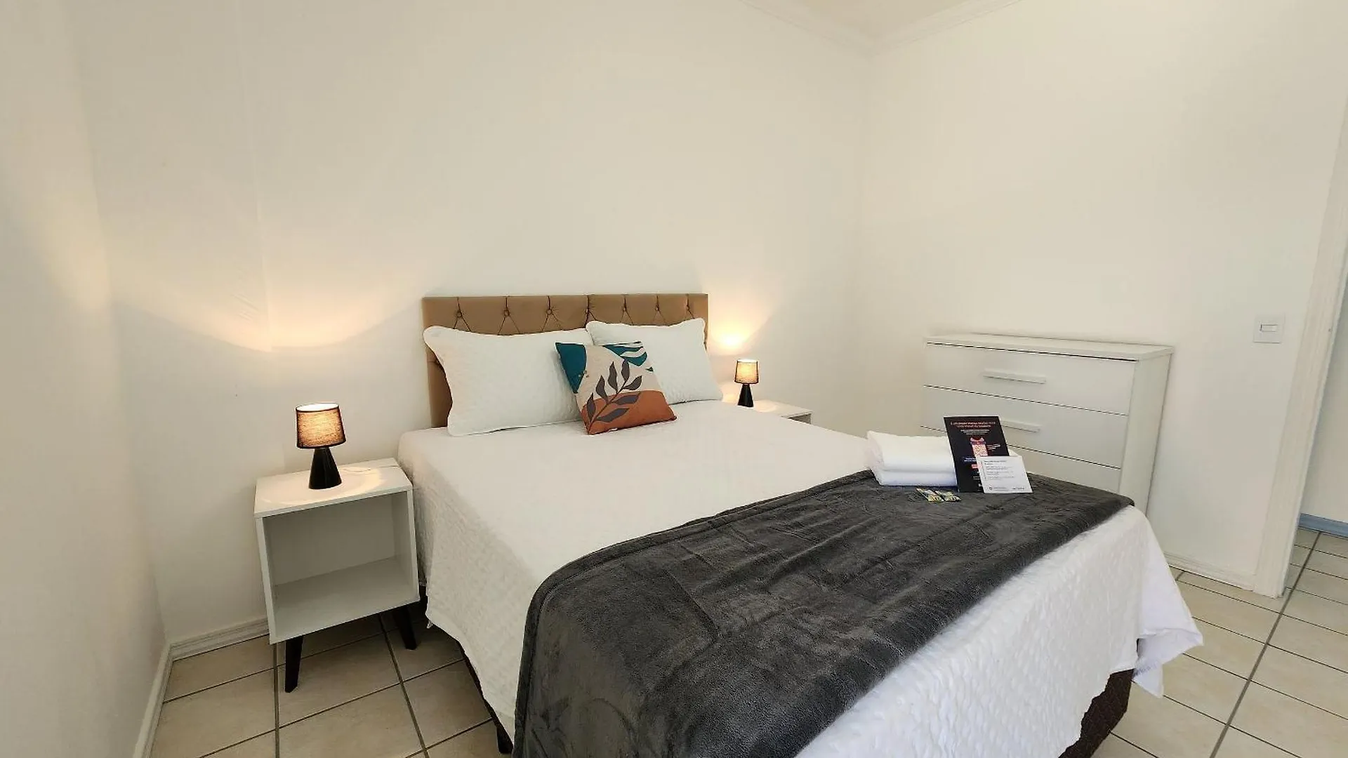 Apt C/ Churrasqueira Na Lagoa Da Conceicao Sro0002 Florianópolis