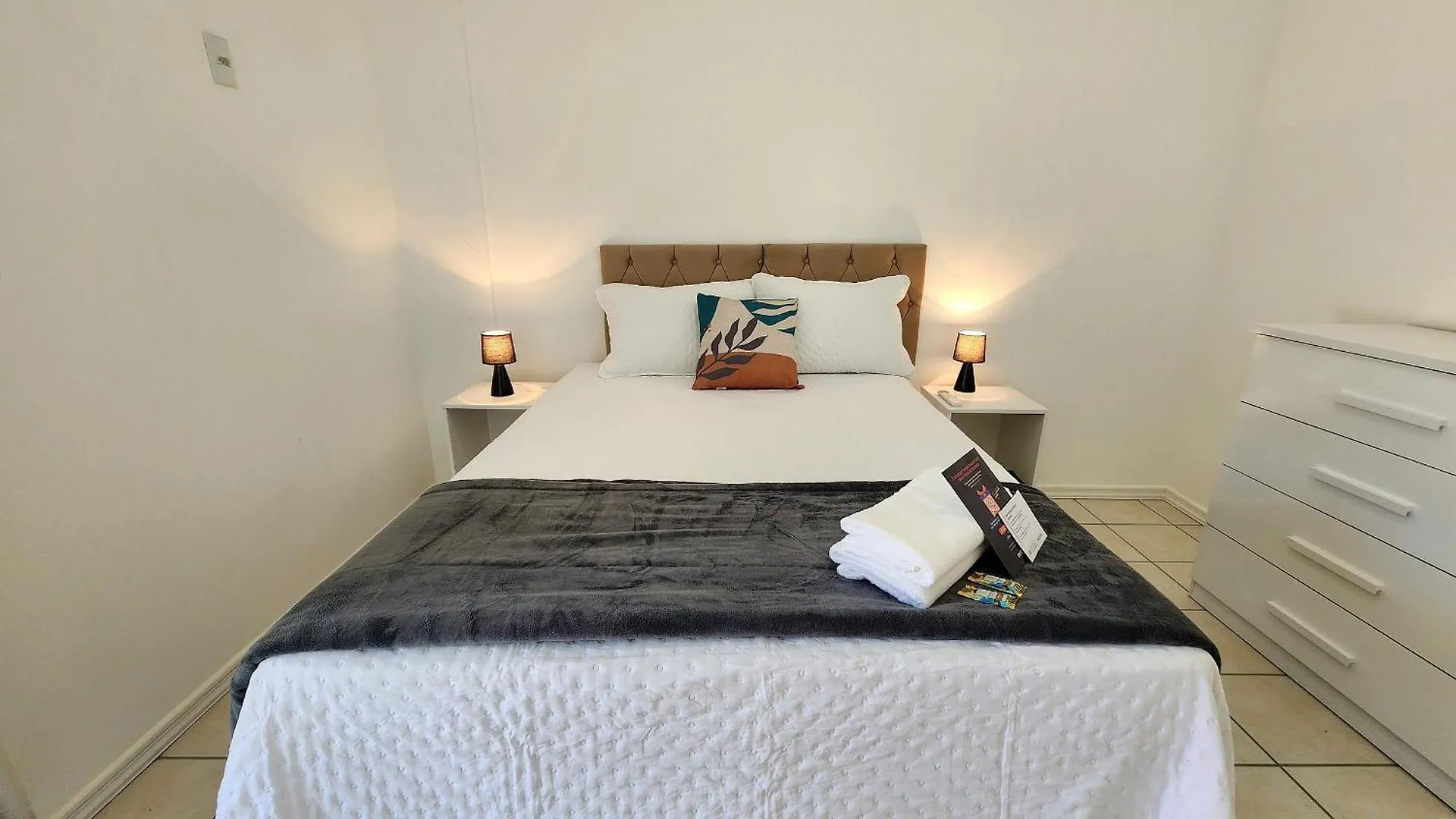 Apt C/ Churrasqueira Na Lagoa Da Conceicao Sro0002 Florianópolis Brazília